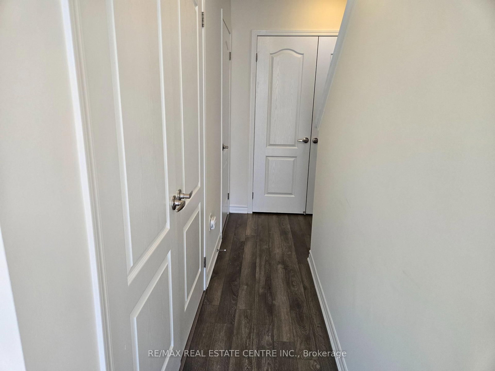 1084 Silk Street • Pickering, ON photo 12