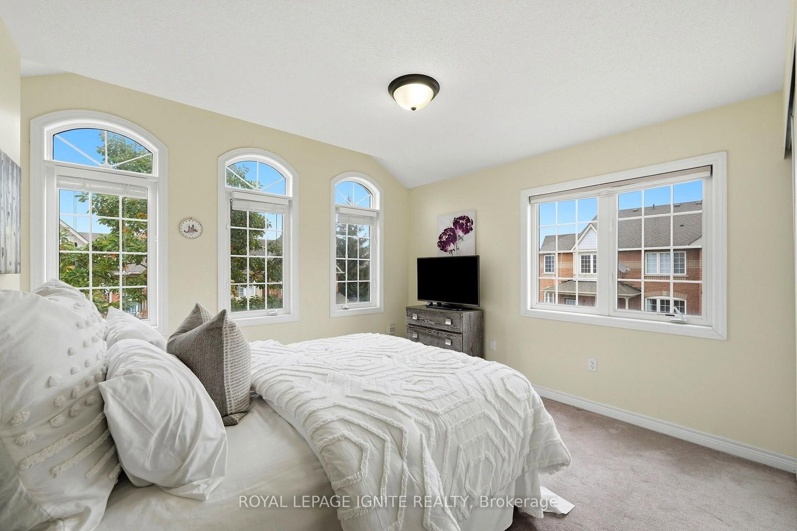 35 Wilkie Lane • Ajax, ON photo 21
