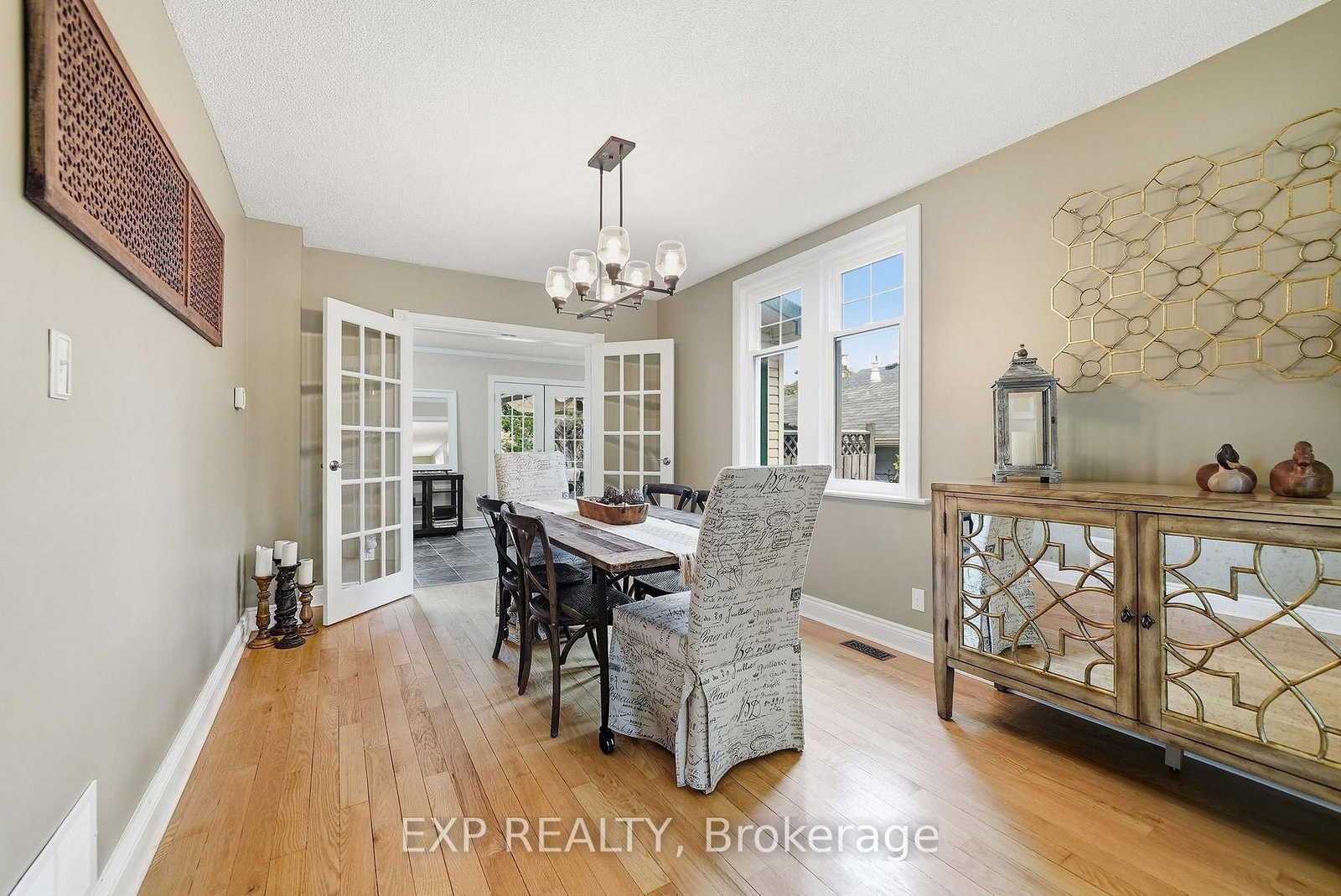 312 Walnut St, Whitby, view 9