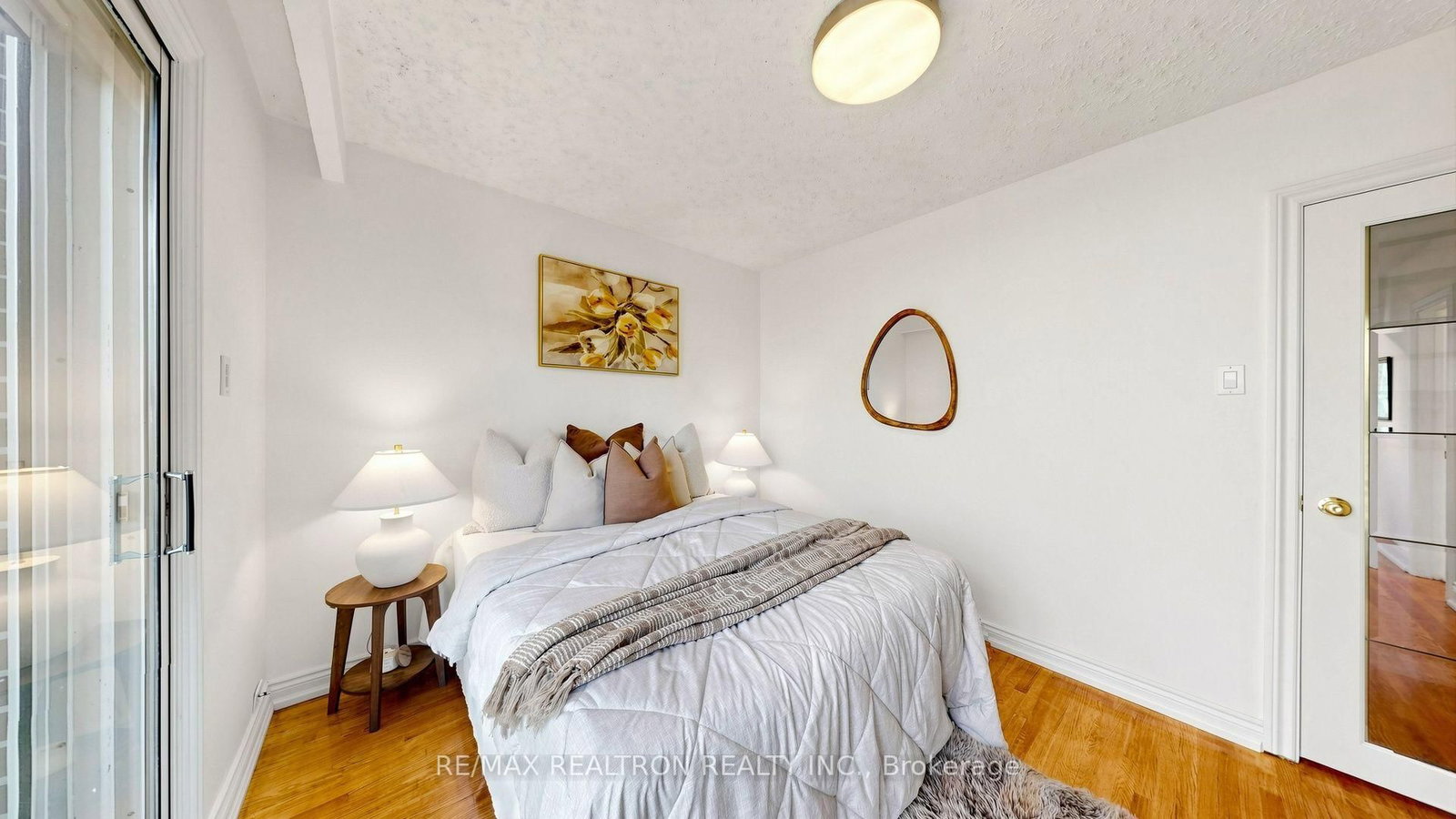 54 Dolly Varden Boulevard • Toronto, ON photo 31