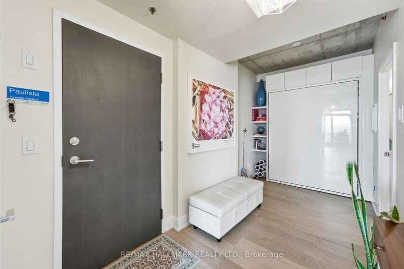 602 - 630 Queen Street E