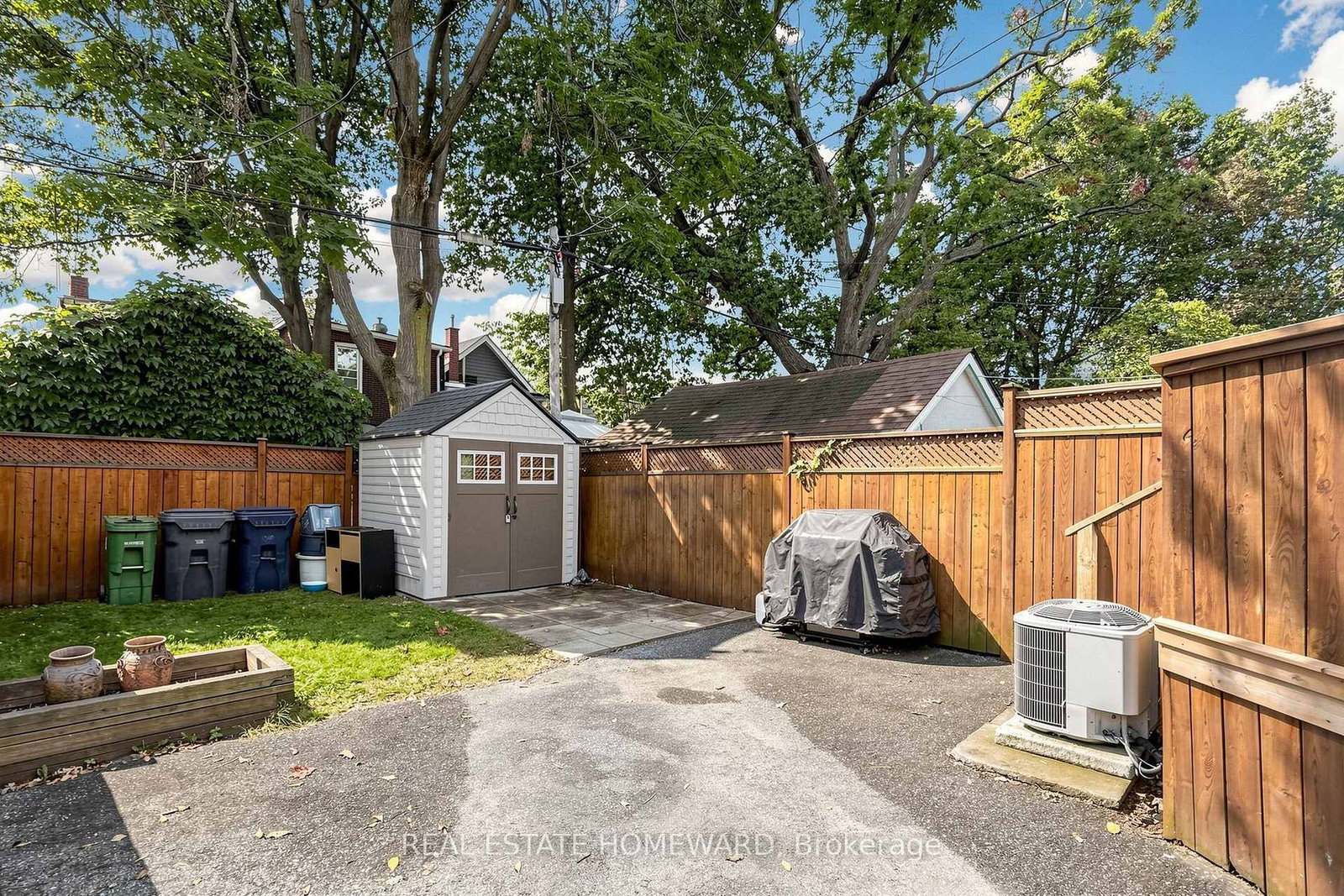 249 Queensdale Avenue • Toronto, ON photo 41