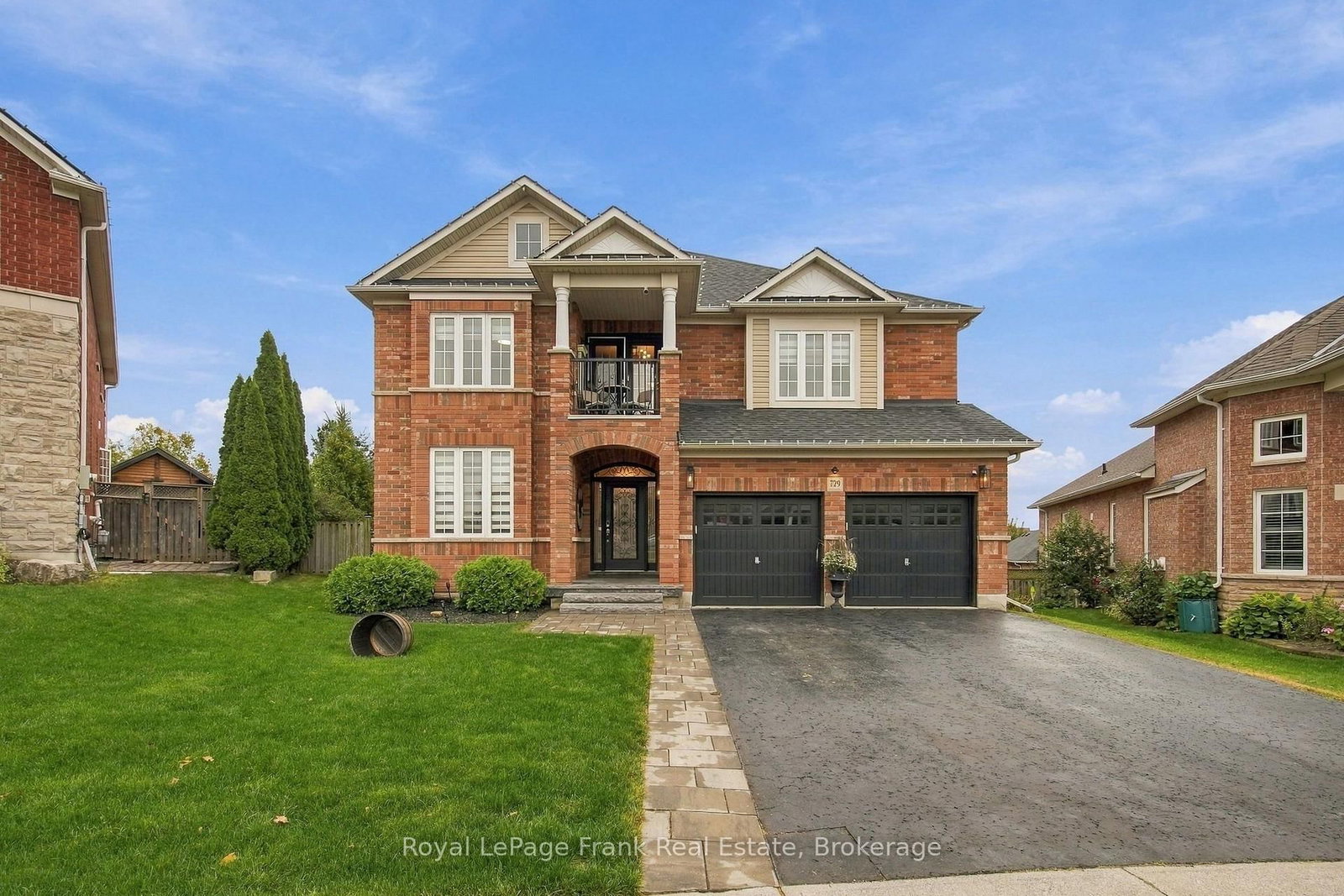729 Eagle Ridge Drive • Oshawa, ON photo 1