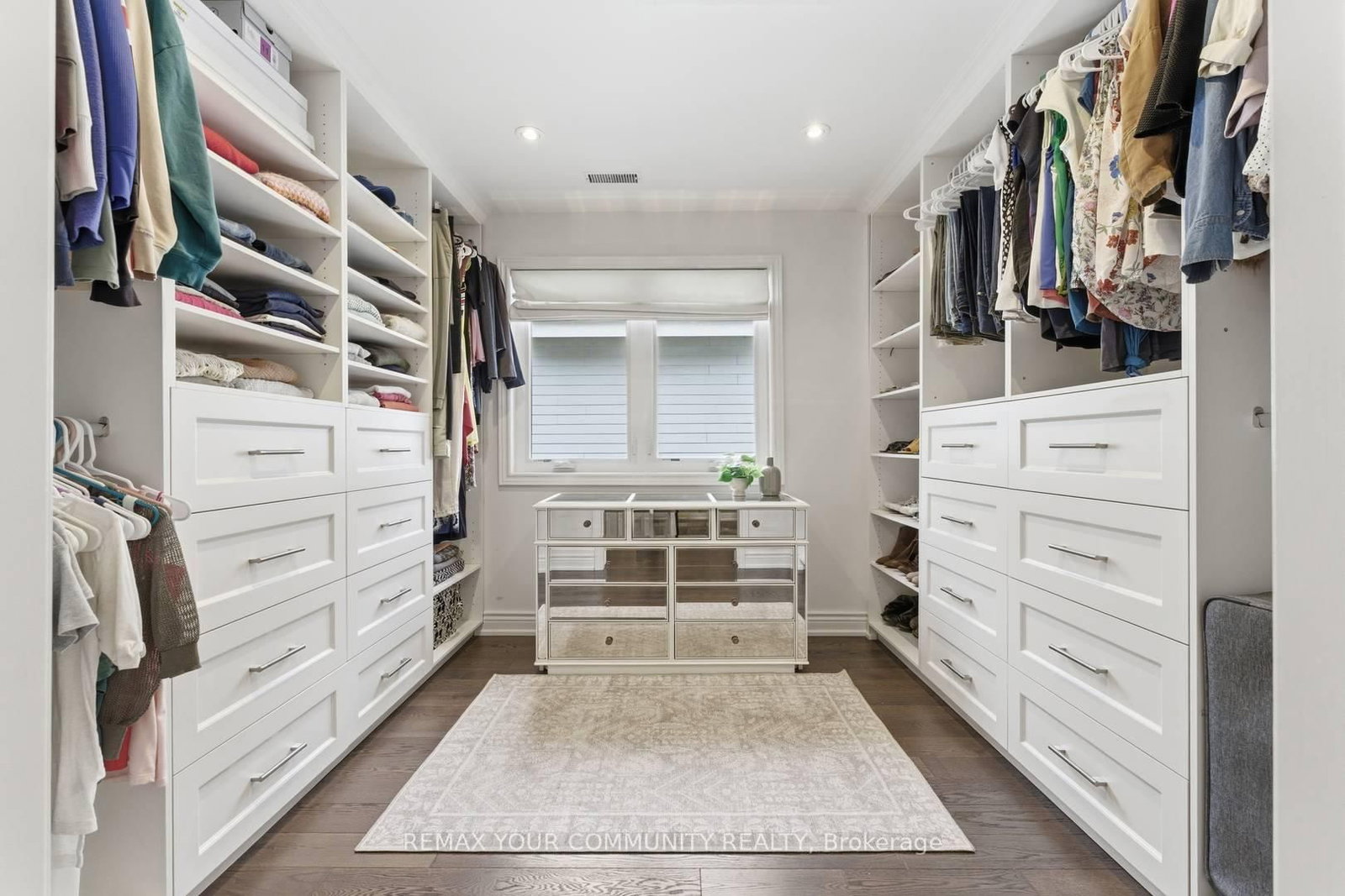 12 Hazel Avenue • Toronto, ON photo 16