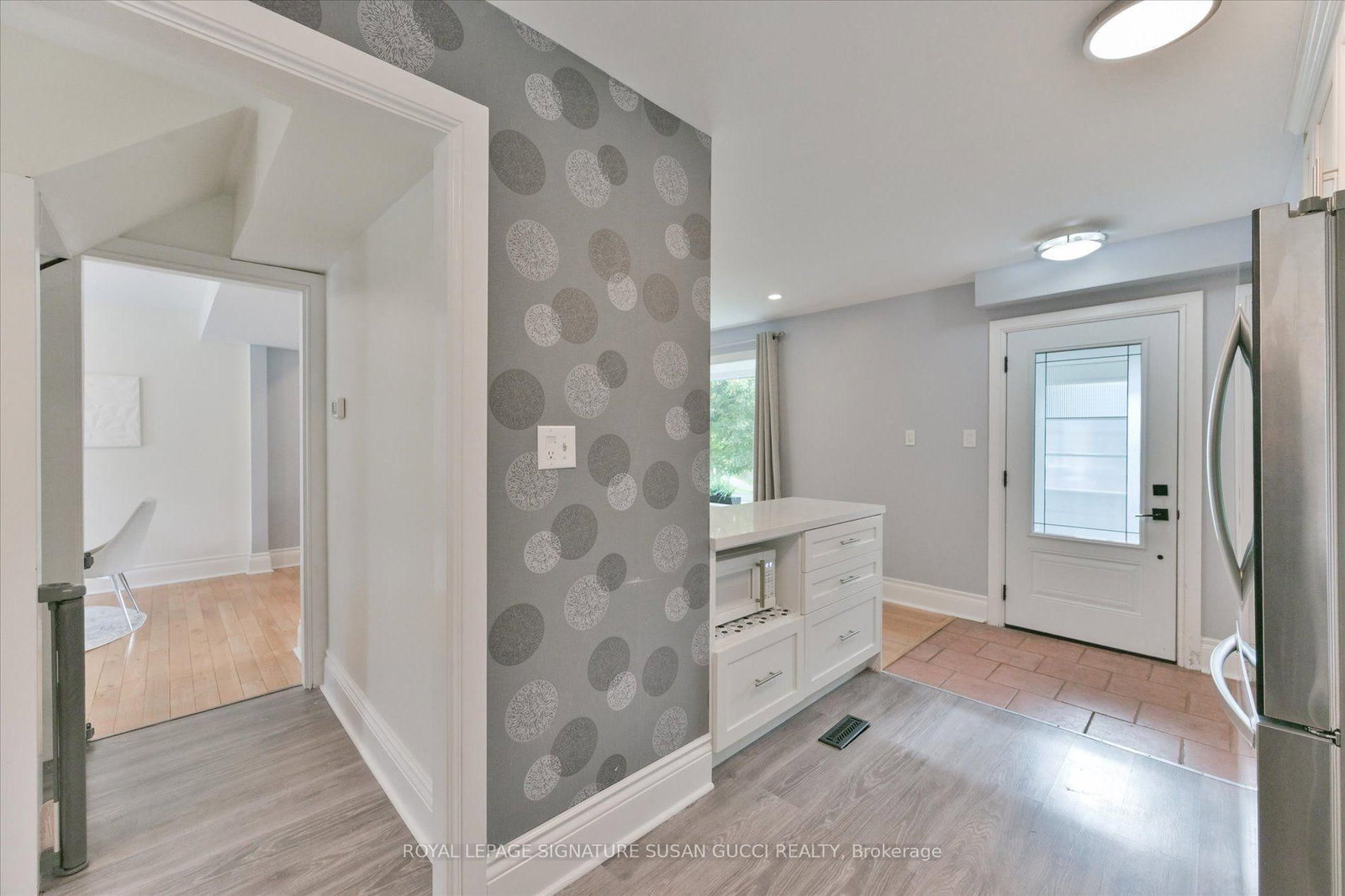 29 Topham Road • Toronto, ON photo 6