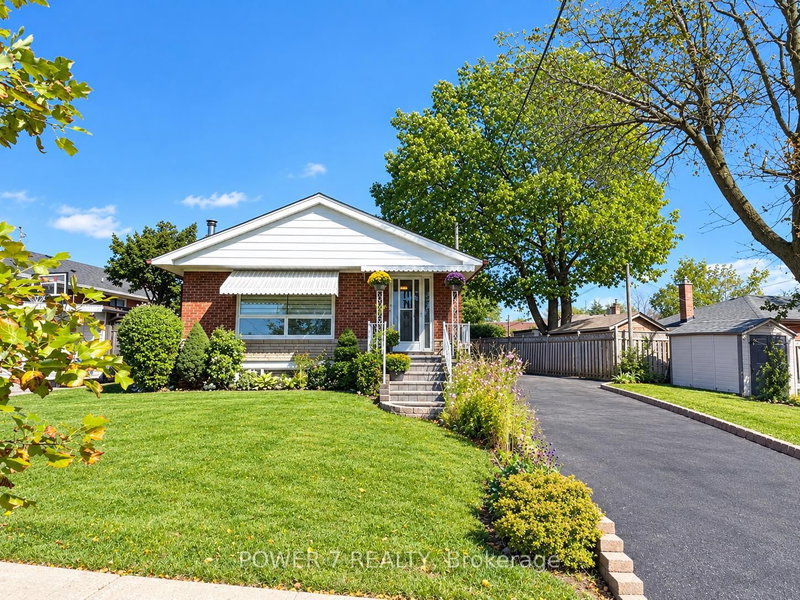 3 Brantwood Drive