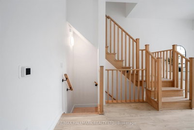 170 Clonmore Avenue • #3 • Toronto, ON photo 6