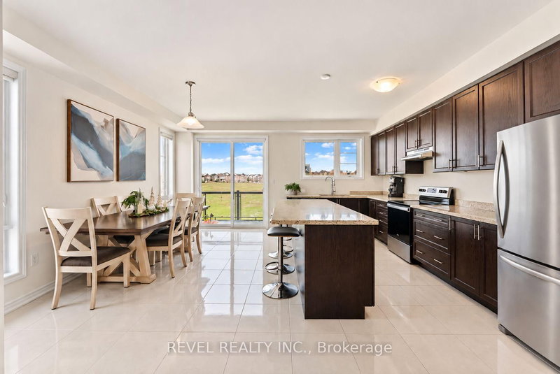 25 Lake Trail Way photo 2