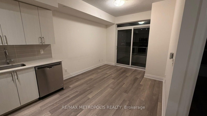 3121 Sheppard Ave E photo 1