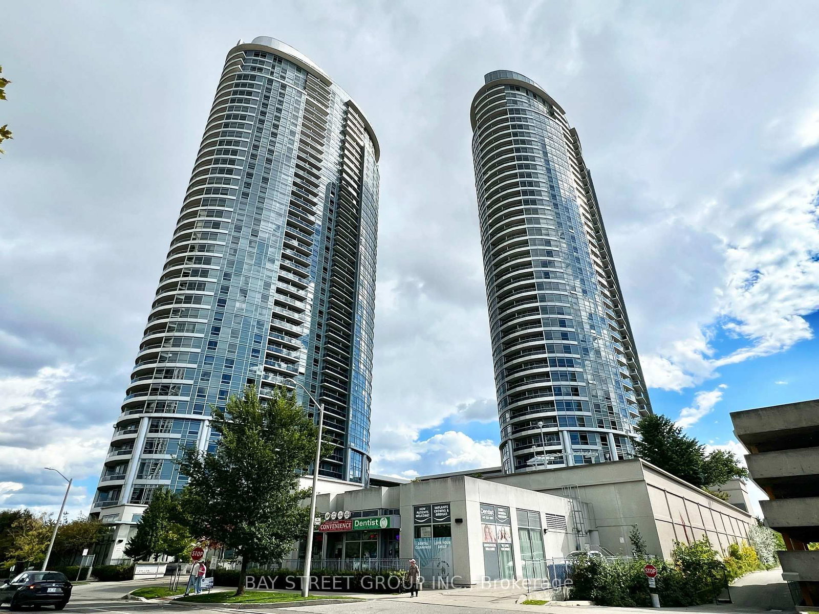 Condo for sale at 2305-125 Village Green Square, Toronto, Ontario, M1S 0G3 - Agincourt South-Malvern West - MLS: E13879600