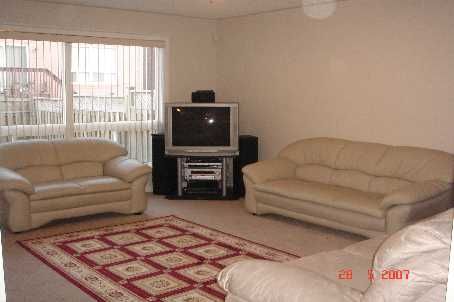 83 Trumpeter St, Toronto, M1B6H1 | Image 3