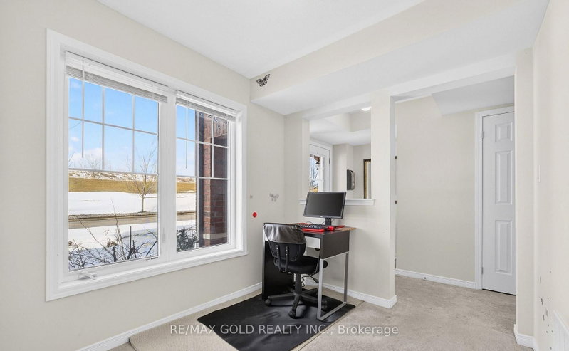 846 Atwater Path photo 5