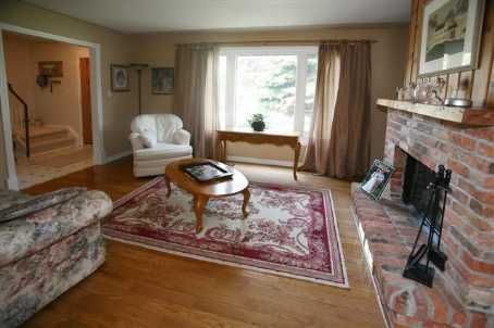 32 Harland Cres, Ajax, L1S1J9 | Image 2