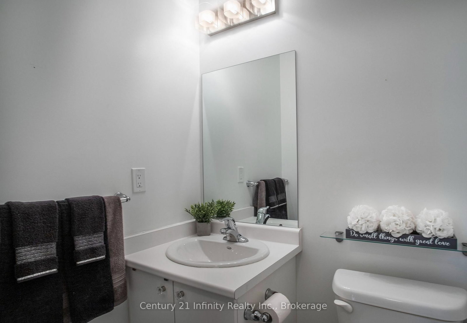 4 Dunsley Way, Whitby, view 15