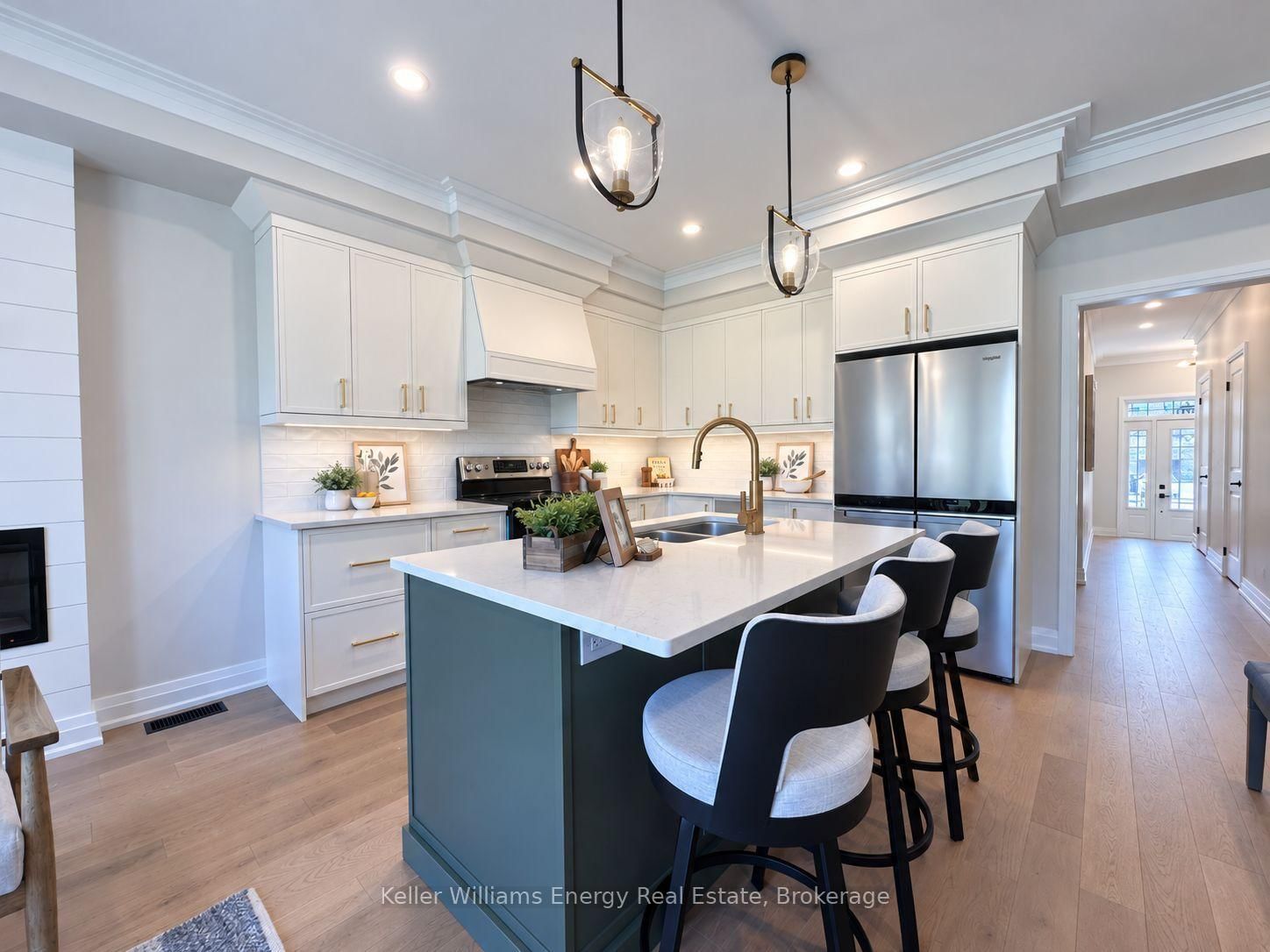 127 Hickory St, Whitby, view 6