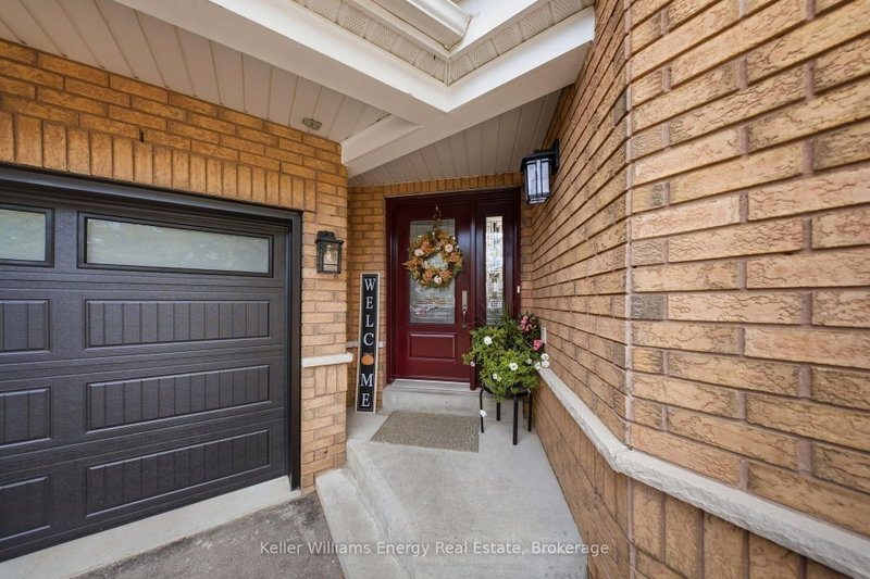 8 Holliman Lane photo 4