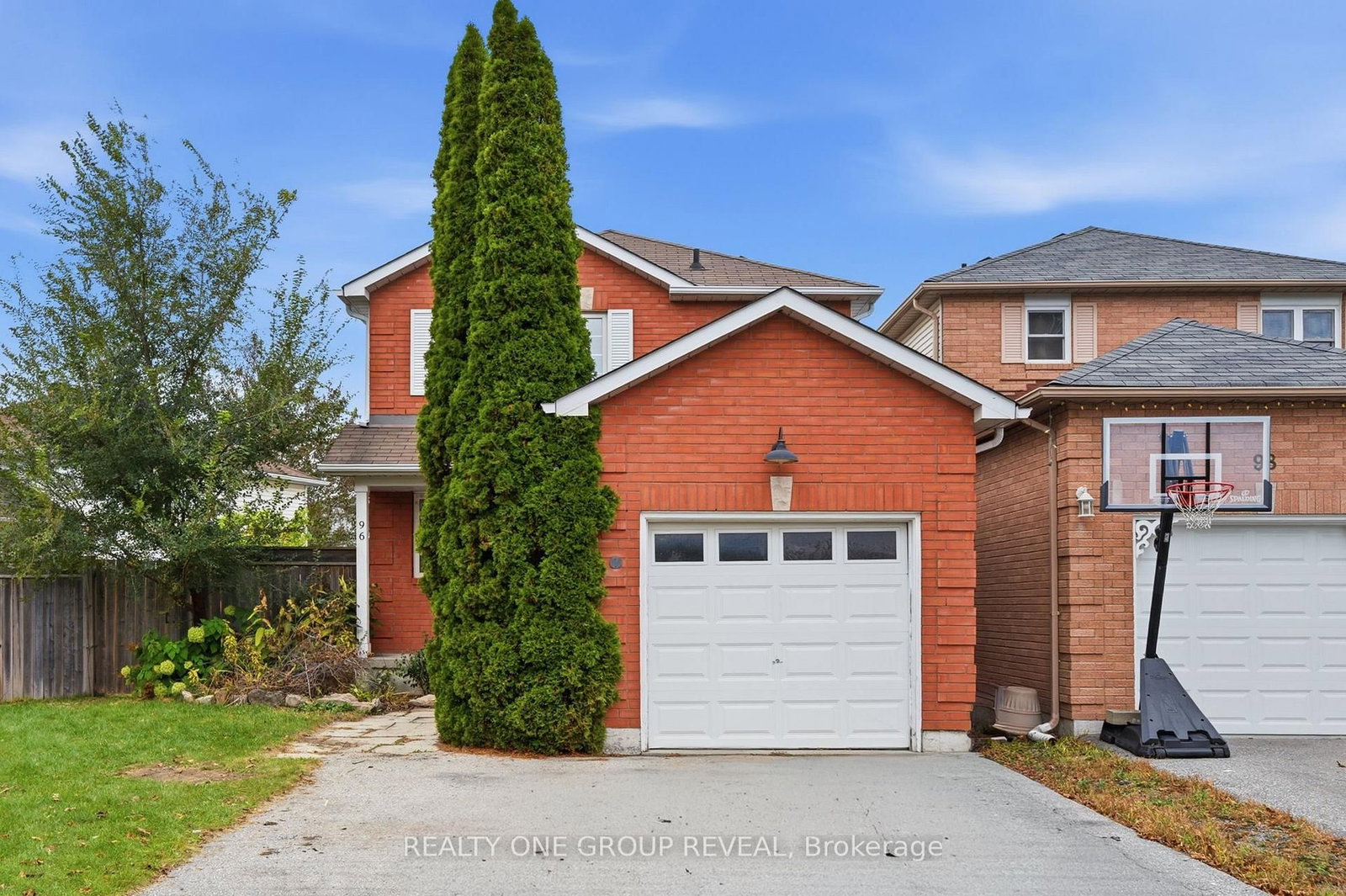 96 Firwood Avenue • Clarington, ON photo 2
