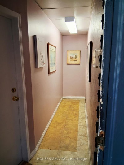 888 Dundas Street E • Toronto, ON photo 6