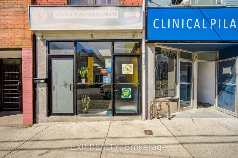 360 Broadview Ave photo 5