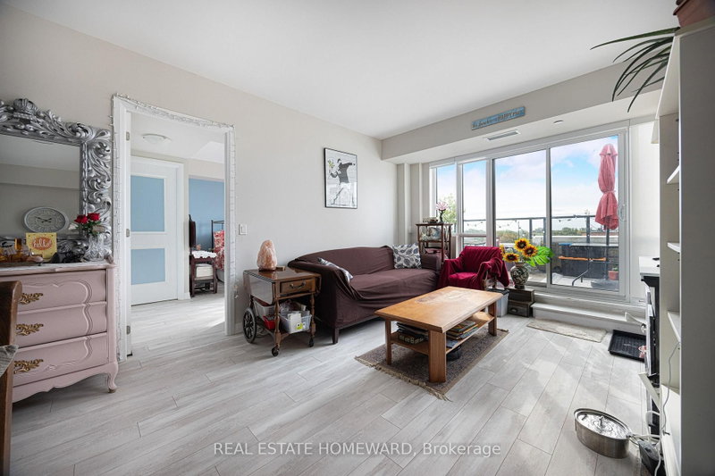 605 - 1630 Queen Street E