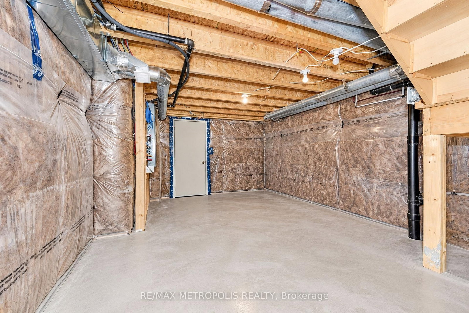 3237 Turnstone Boulevard • Pickering, ON photo 45