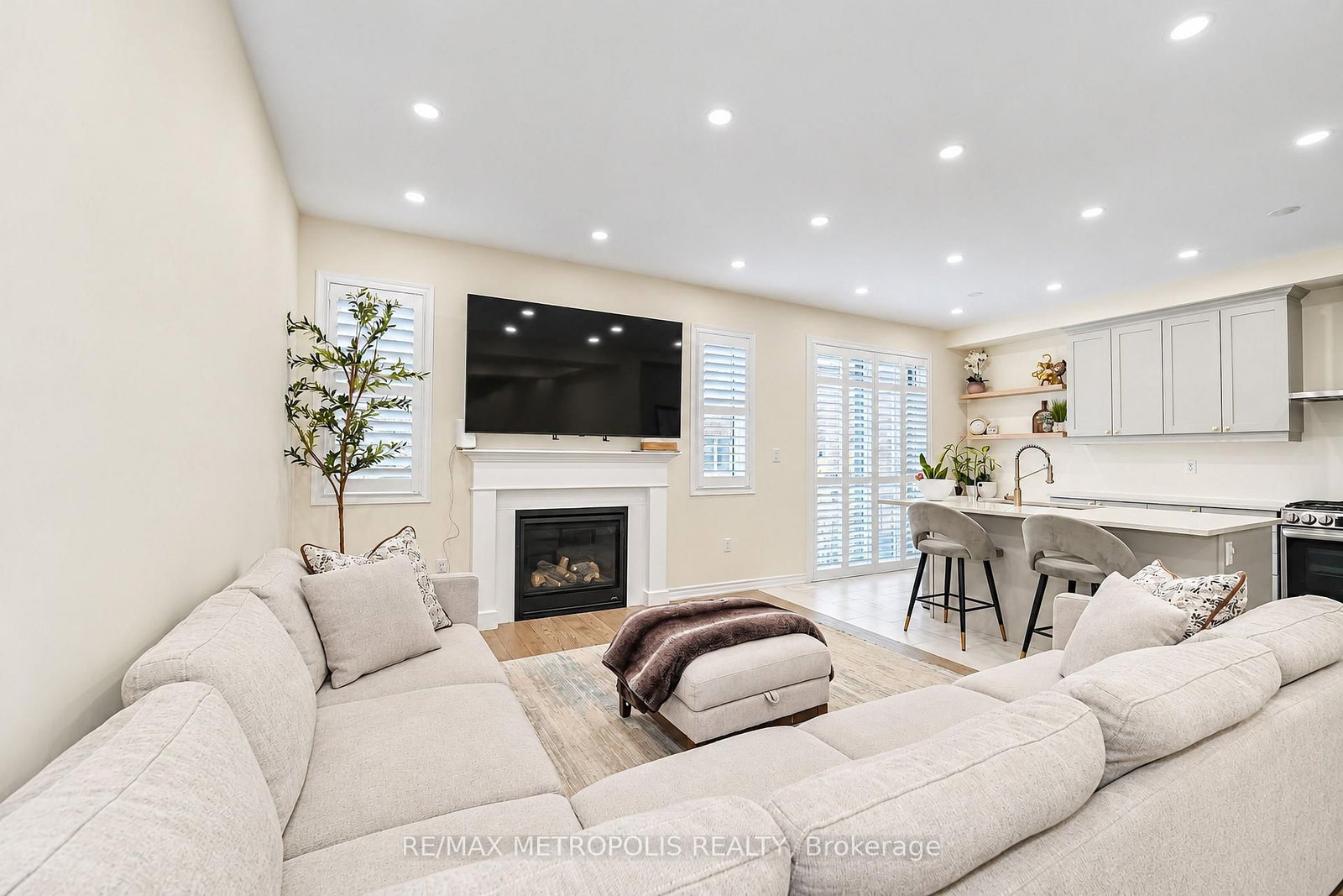 3237 Turnstone Boulevard • Pickering, ON photo 19
