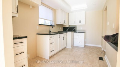 729 Lakeview Avenue • Oshawa, ON photo 8
