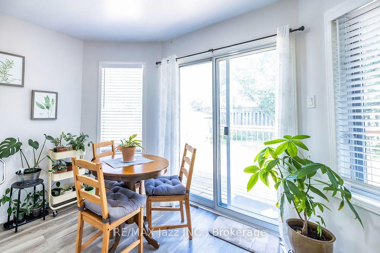 23 Meredith Court • Clarington, ON photo 18