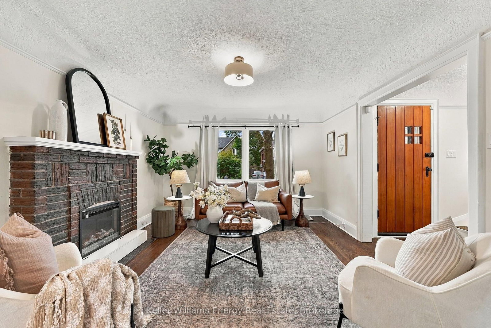 286 Gliddon Avenue • Oshawa, ON photo 13