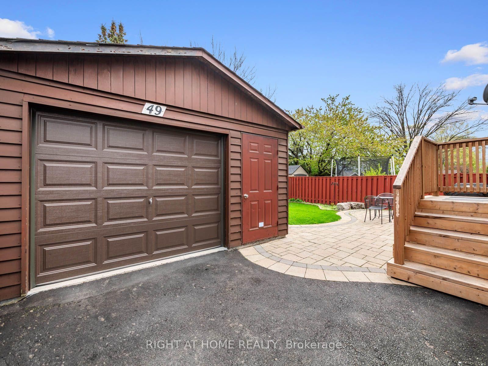 49 Amsterdam Avenue • Toronto, ON photo 40