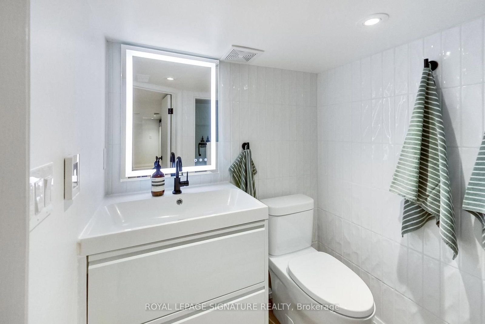 148 Mortimer Ave, Toronto, view 32