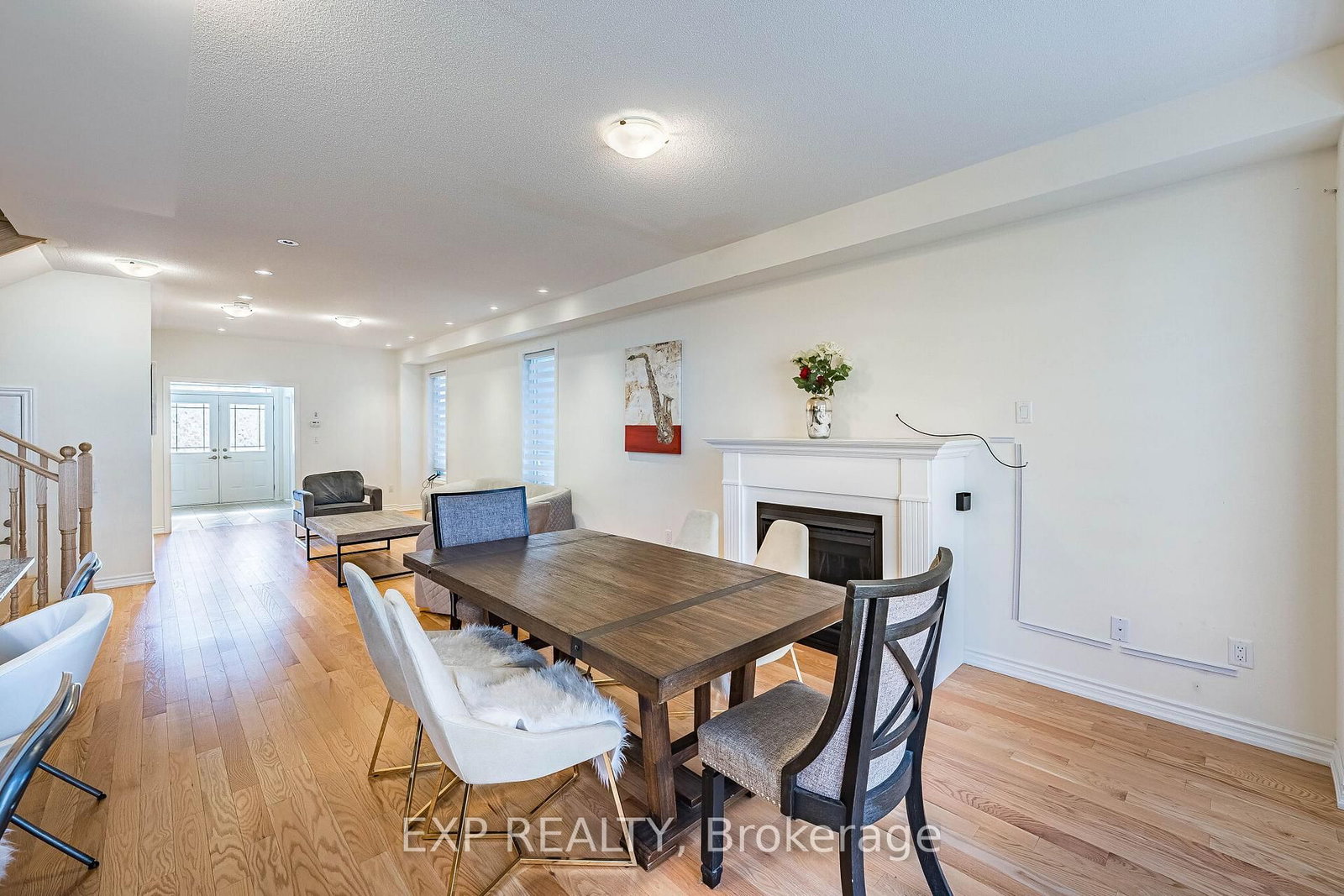 1186 Rexton Drive • Oshawa, ON photo 7