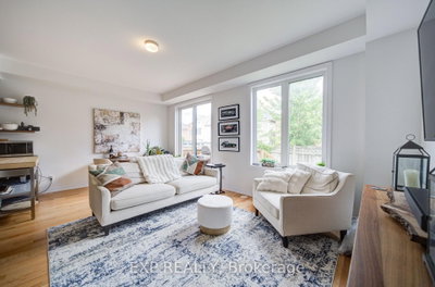 29 Sorbara Way • Whitby, ON photo 8