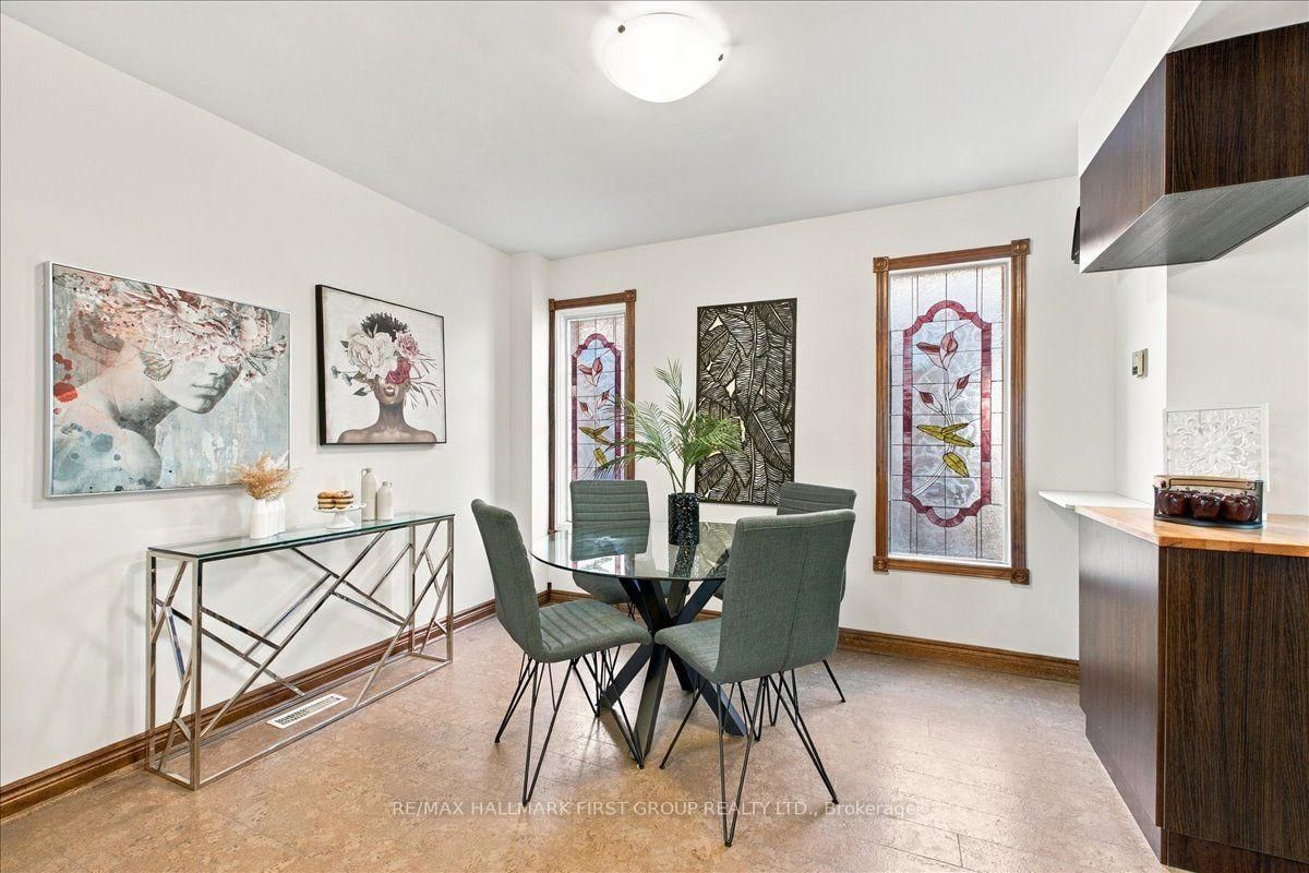 23 Flowers Crescent • Ajax, ON photo 11