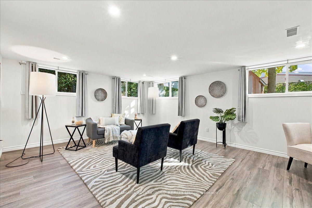 23 Flowers Crescent • Ajax, ON photo 20