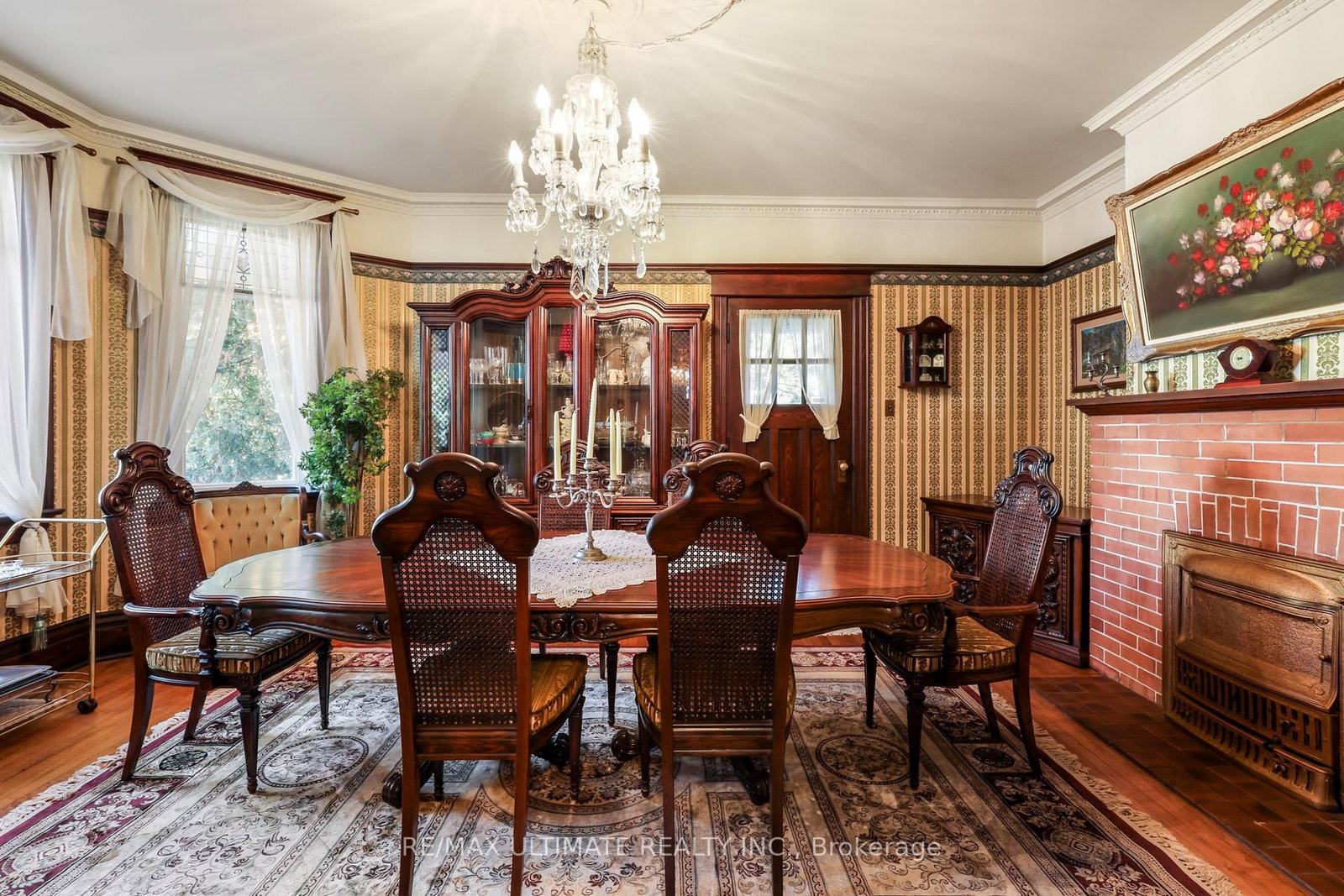 456 Manse Road • Toronto, ON photo 11