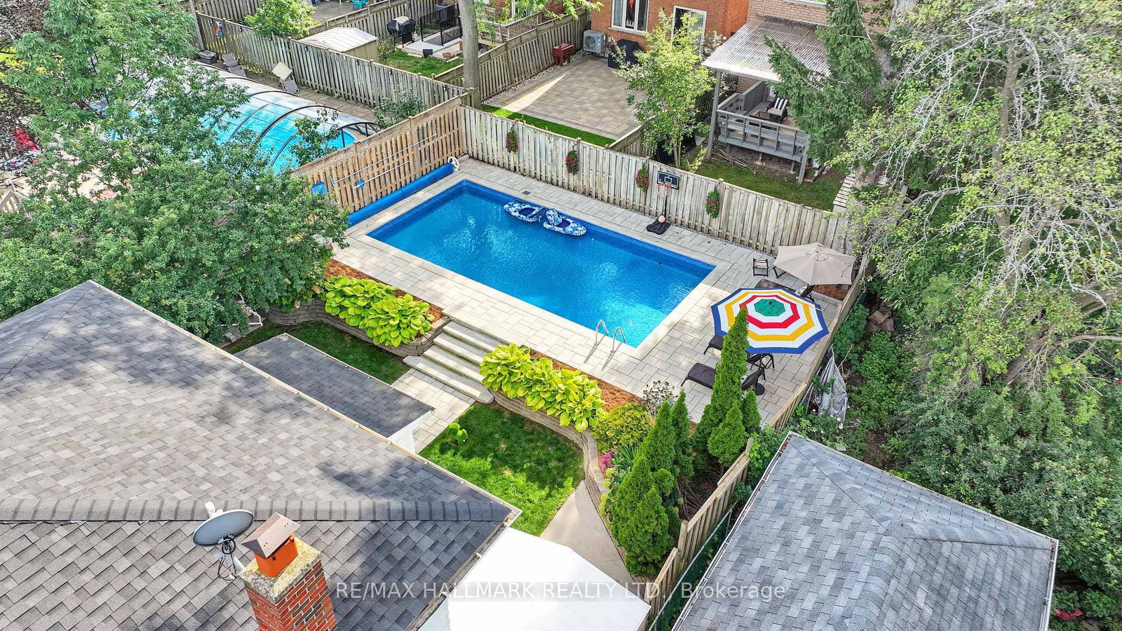 242 Beechgrove Drive • Toronto, ON photo 31
