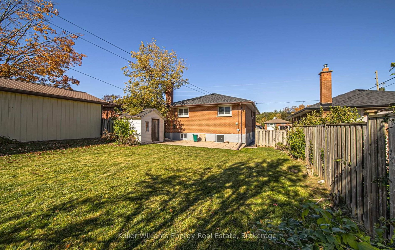 381 Conant Street • Oshawa, ON photo 7