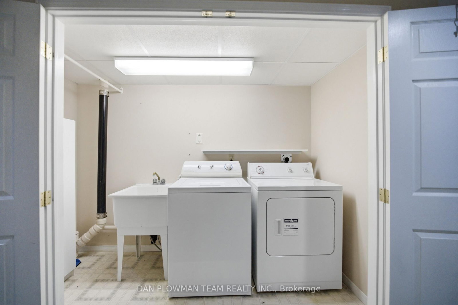 30 Castle Harbour Drive • Scugog, ON photo 35