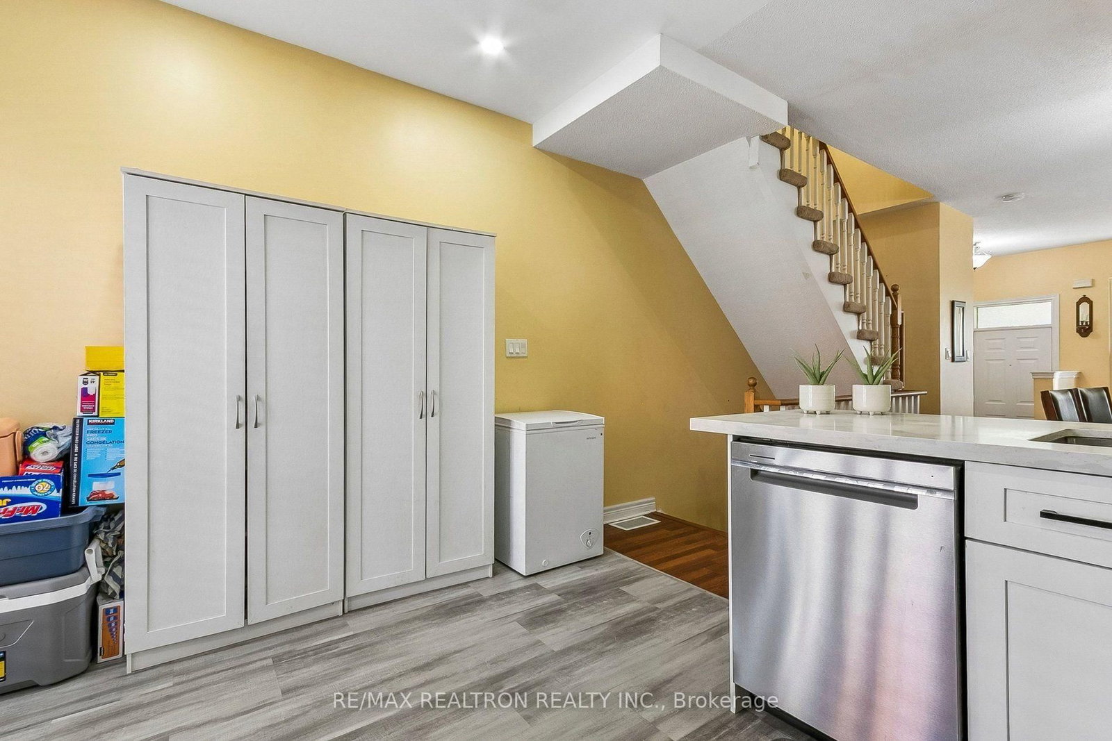 20 Florist Lane • Toronto, ON photo 25