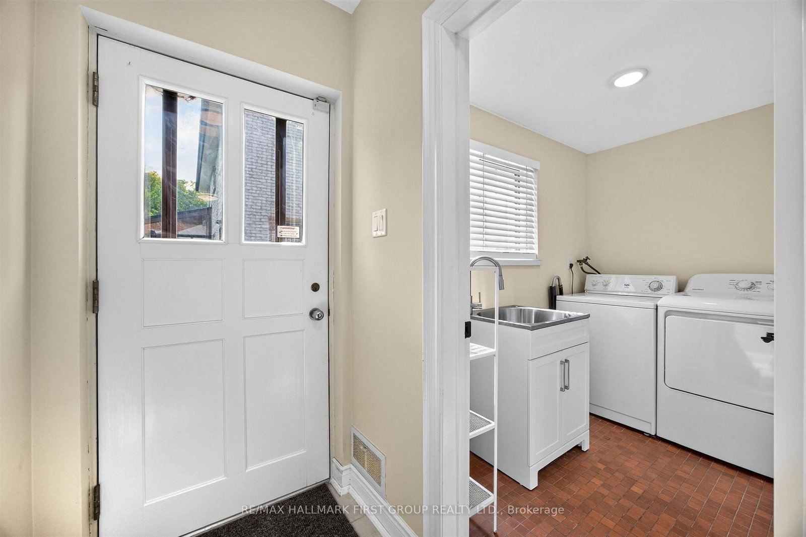 21 Ivan Road • Toronto, ON photo 17