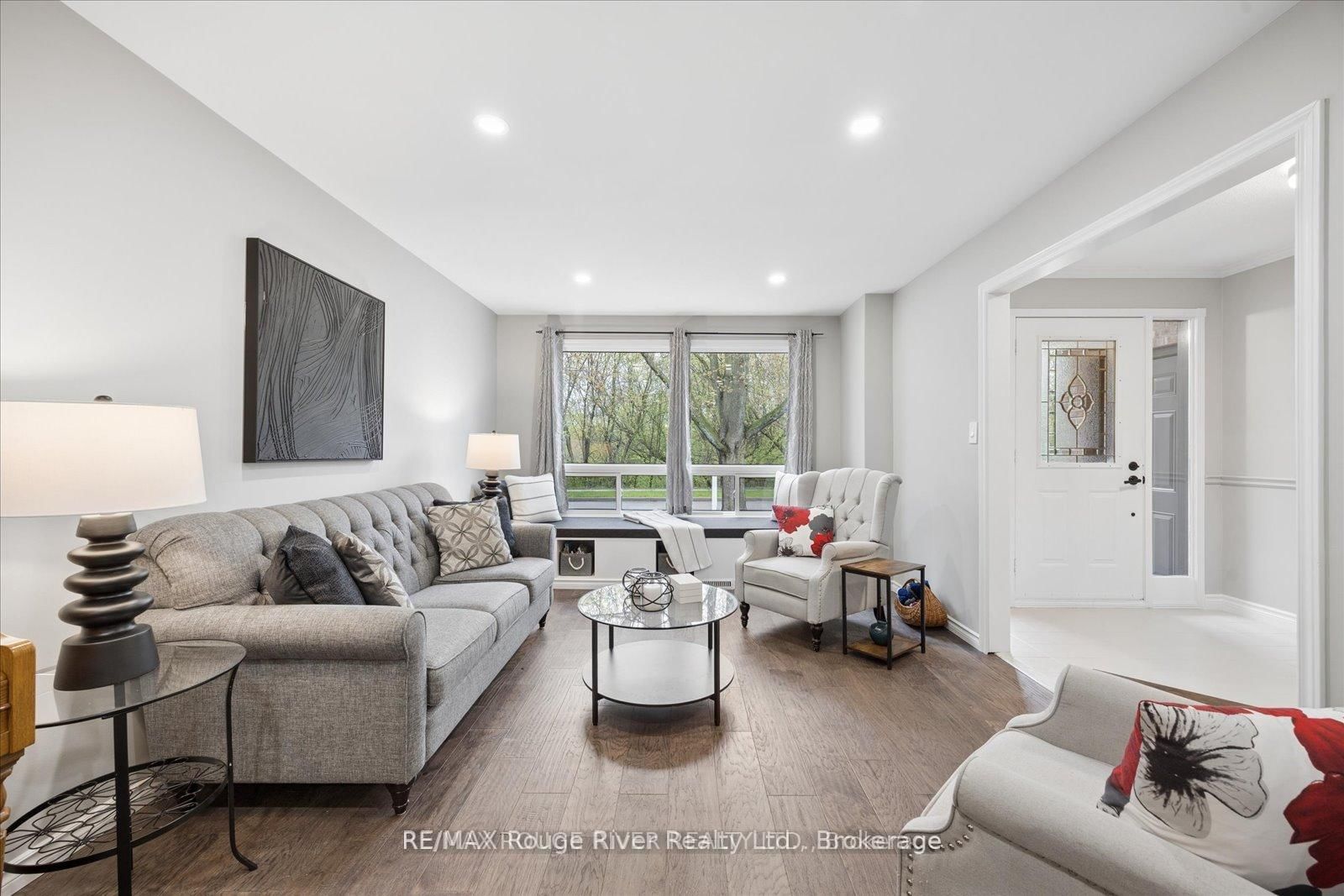 137 Pringle Drive • Whitby, ON photo 6