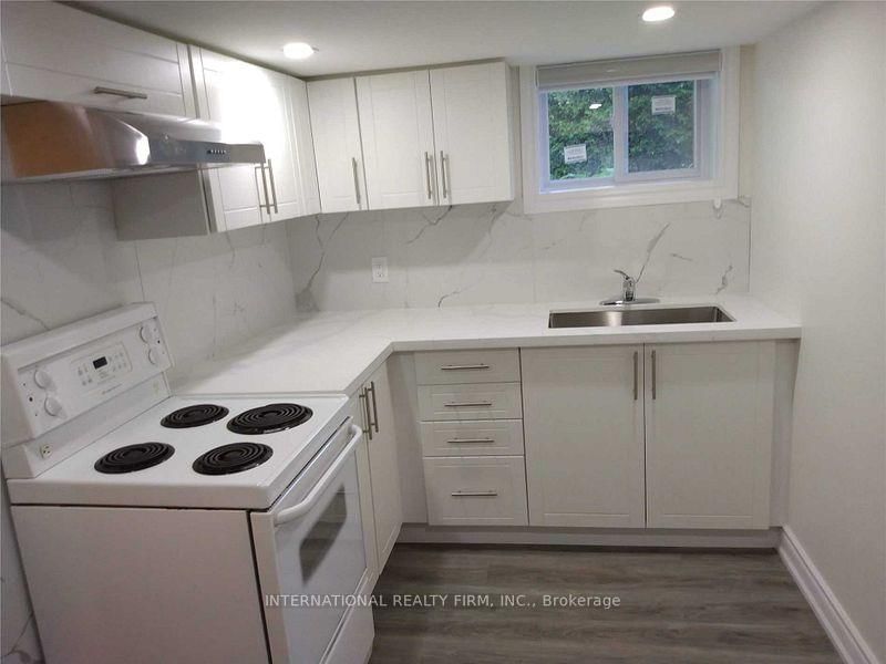 5 Aylesford Drive • Toronto, ON photo 25