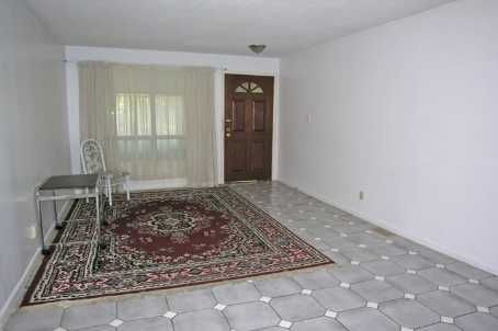 55 Rhodes Ave, Toronto, M4L2Z8 | Image 2