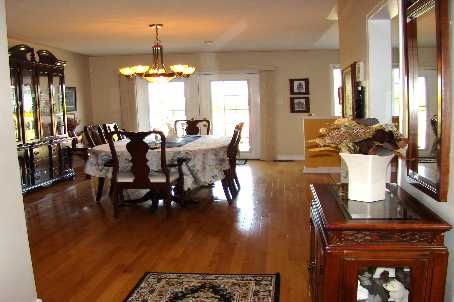 1130 Oakhill Ave, Oshawa, L1K2P1 | Image 2