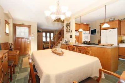 1 Woodlee Rd, Toronto - East End-Danforth image-0-2