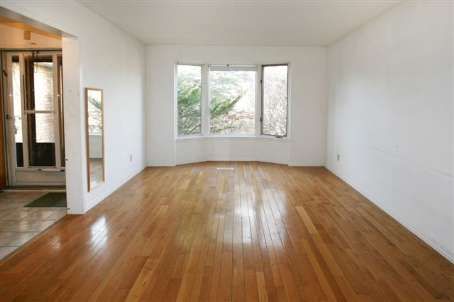 27 Ingleborough Dr, Whitby, L1N8J9 | Image 2