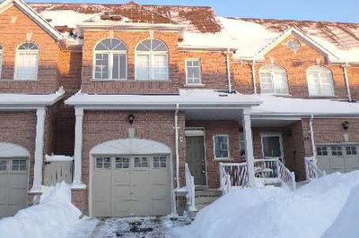 Townhouse sold at 8 Gateway Court, Whitby, Ontario, L1R3M9 - Taunton North - MLS: E1543290