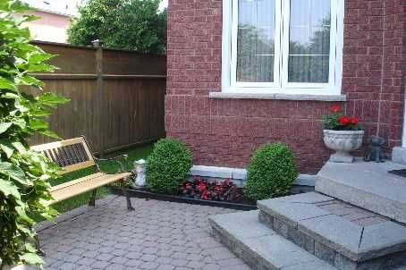 3 Bancroft Cres, Whitby, L1R2E6 | Image 3