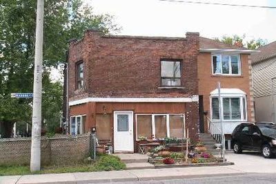 Semi-Detached House sold at 1150 Woodbine Avenue, Toronto, Ontario, M4C4C9 - Danforth Village-East York - MLS: E1605539